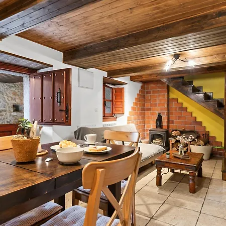 Country house La Congosta Magica Aldea De Montana